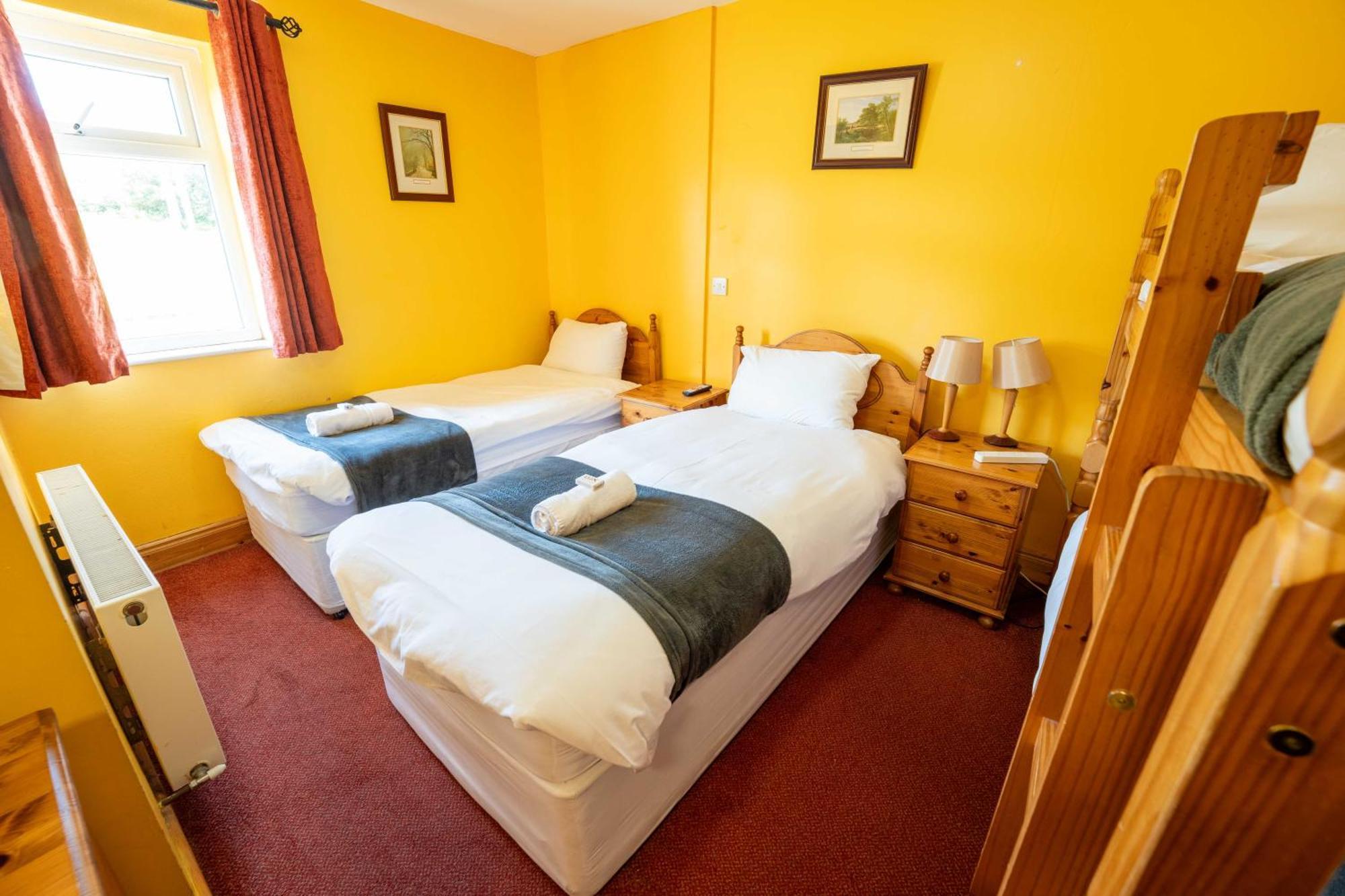 Aras Ghleann Cholm Cille Hotell Glencolumbkille Exteriör bild