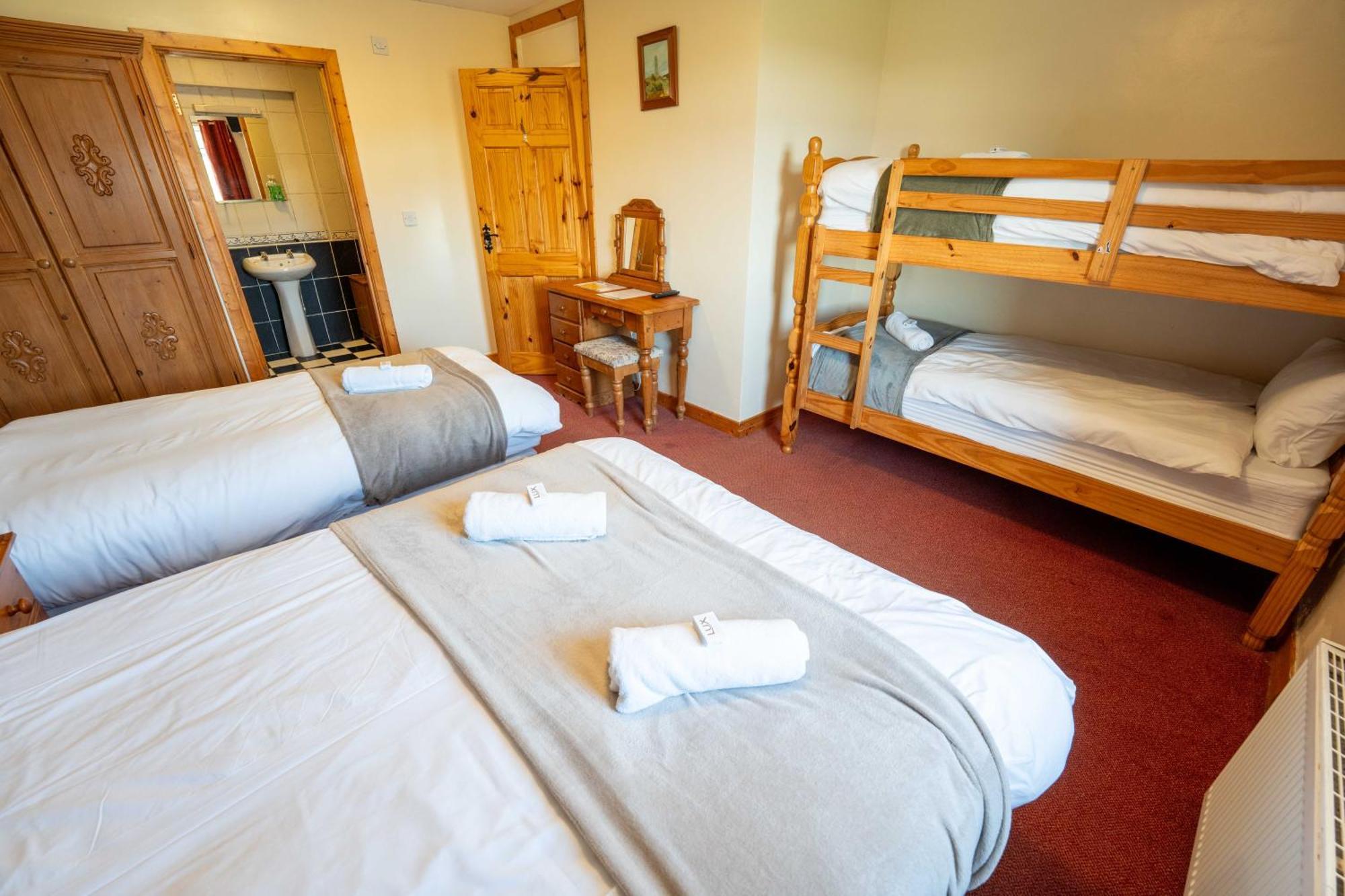Aras Ghleann Cholm Cille Hotell Glencolumbkille Exteriör bild